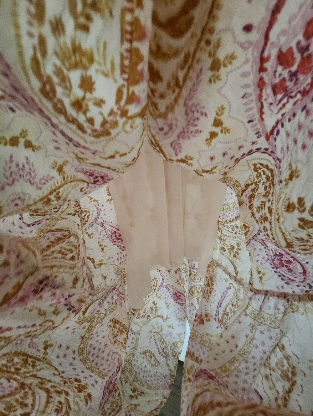 Boho Paisley Puff-Sleeve Maxi Dress in Cream and Pink Sz Med Nwt - Picture 5 of 5